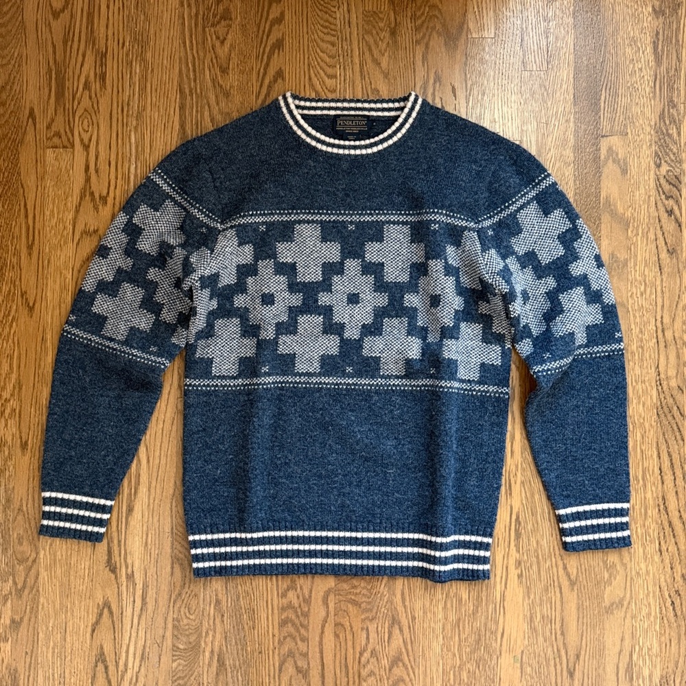Pendleton Navy and Light Gray Geometric Crewneck Sweater